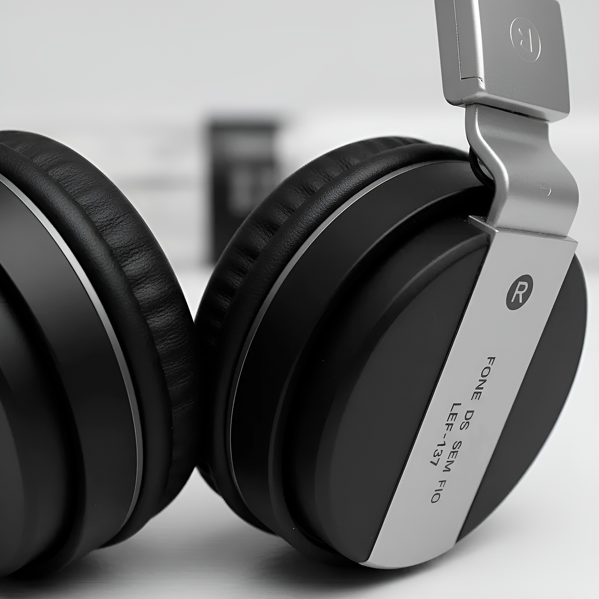 Fone Headset De Ouvido Microfone Bluetooth Gamer áudio — imagem 1
