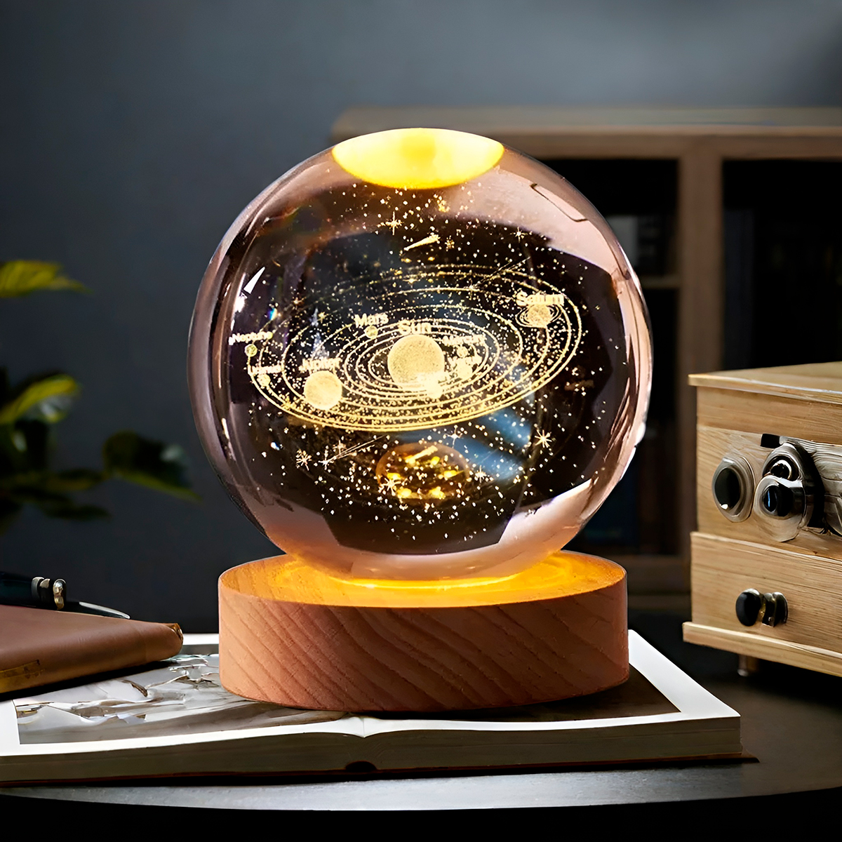 Luminária De Mesa Decorativa Esfera Base Madeira Cristal — imagem 3